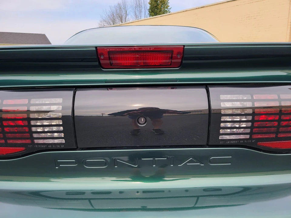 1993 Pontiac Firebird 4th Gen - Image 28 of 31