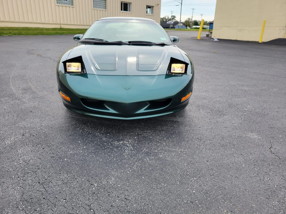 1993 Pontiac Firebird 4th Gen - Image 20 of 31