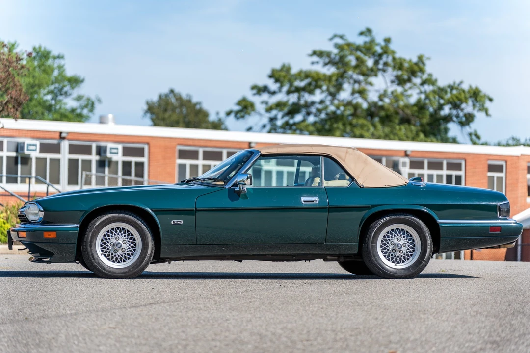 1994 Jaguar XJS Convertible - Image 9 of 31