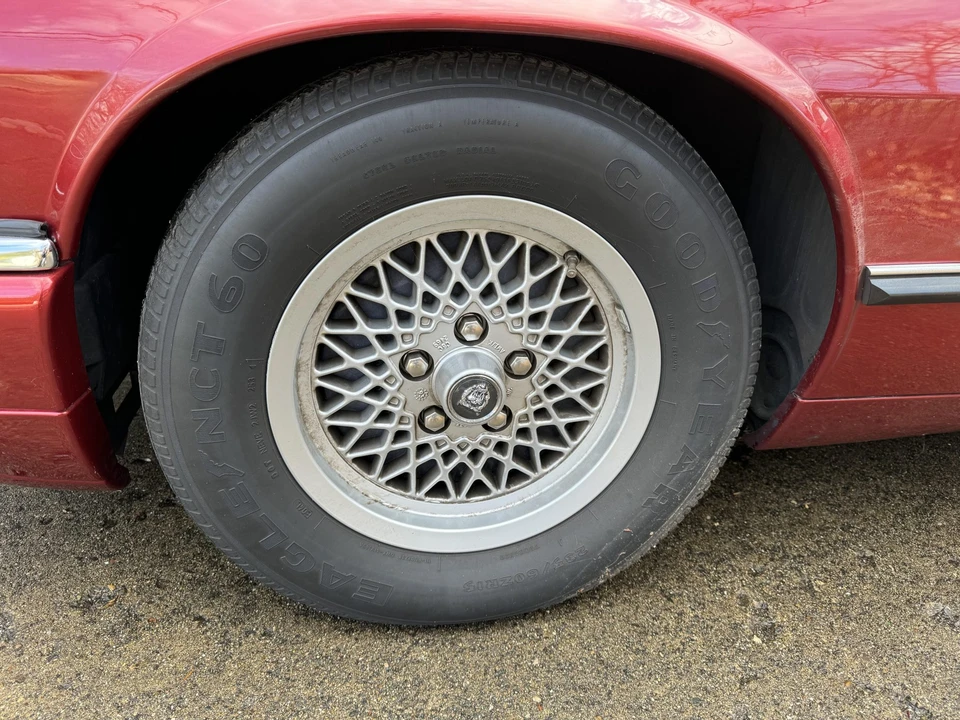 1994 Jaguar XJS Convertible - Image 25 of 31