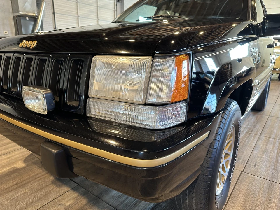 1994 Jeep ZJ Grand Cherokee - Image 29 of 31