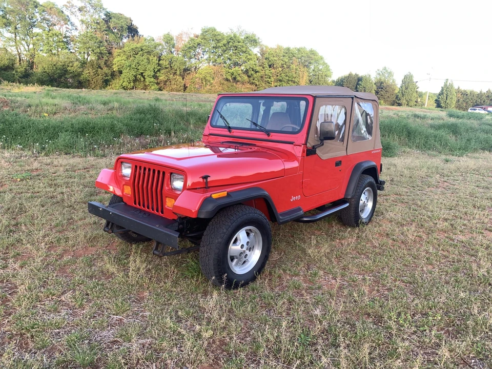 1994 Jeep YJ Wrangler - Image 17 of 31
