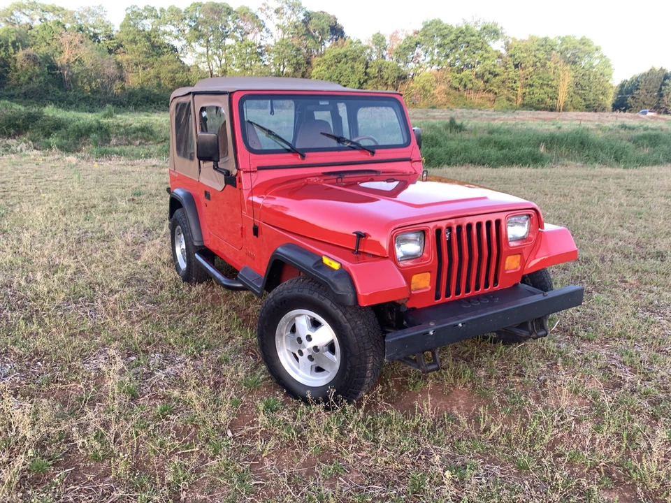 1994 Jeep YJ Wrangler - Image 6 of 31