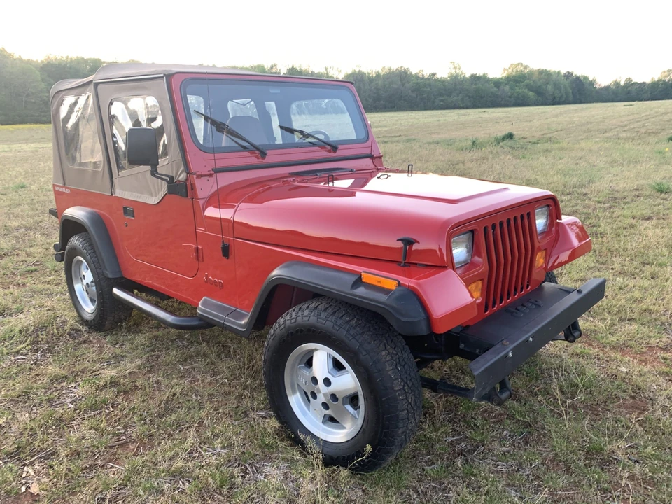 1994 Jeep YJ Wrangler - Image 4 of 31