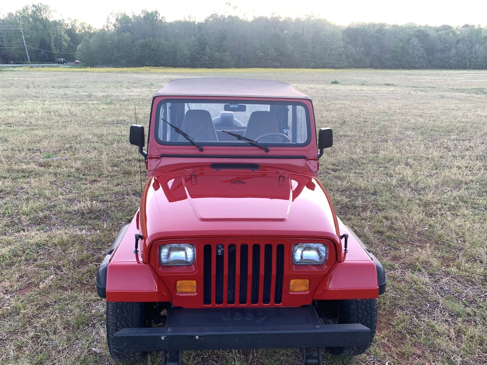1994 Jeep YJ Wrangler - Image 10 of 31