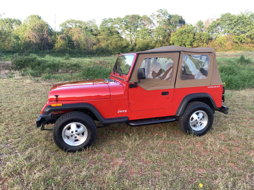 1994 Jeep YJ Wrangler - Image 20 of 31