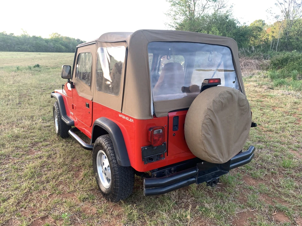 1994 Jeep YJ Wrangler - Image 22 of 31