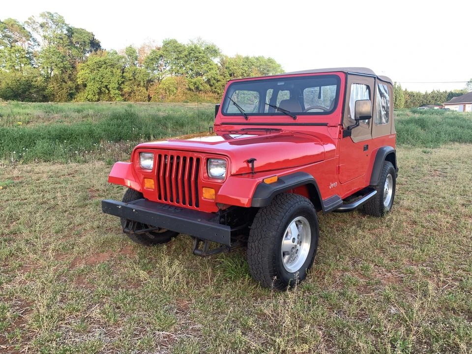 1994 Jeep YJ Wrangler - Image 15 of 31