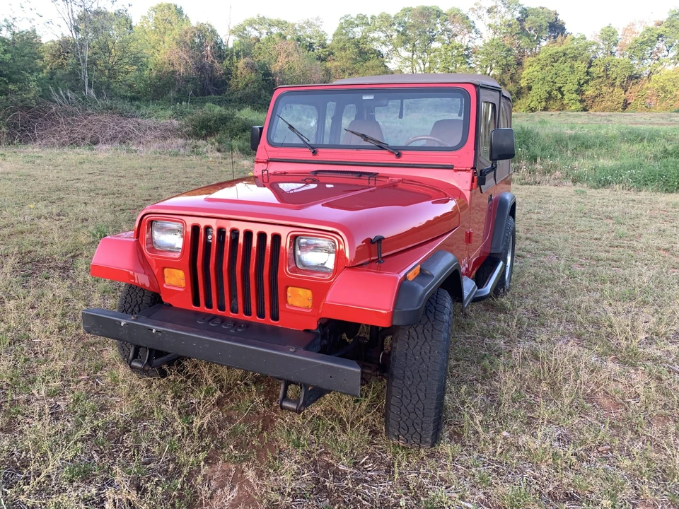 1994 Jeep YJ Wrangler - Image 13 of 31