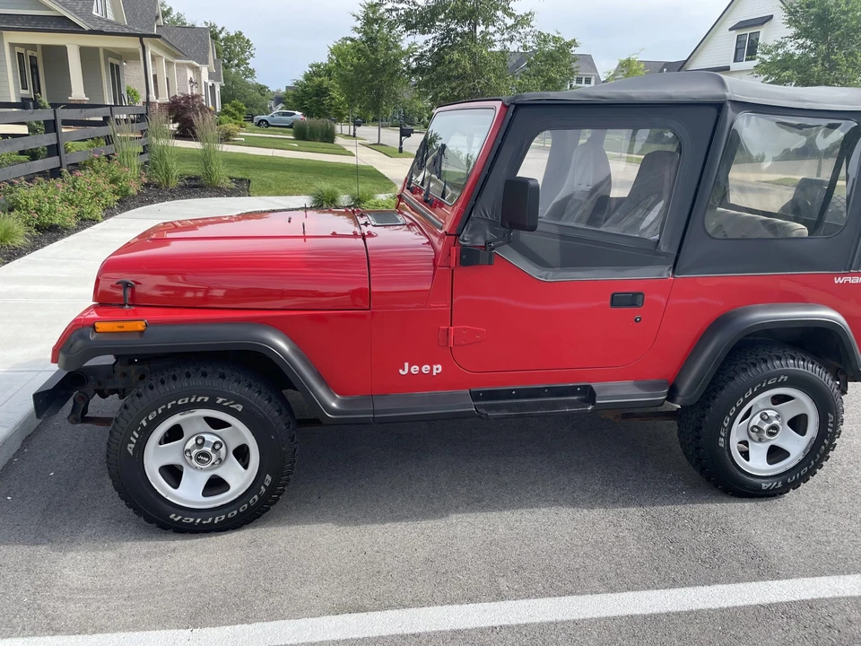 1994 Jeep YJ Wrangler - Image 17 of 31