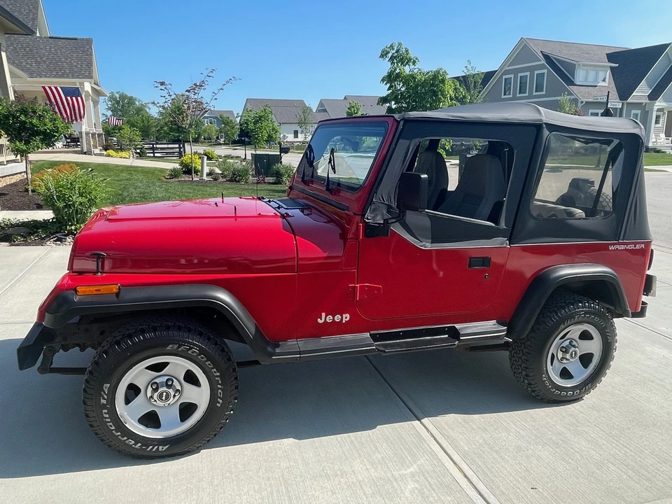 1994 Jeep YJ Wrangler - Image 7 of 31