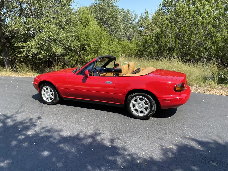 1994 Mazda NA MX-5 Miata - Image 16 of 31
