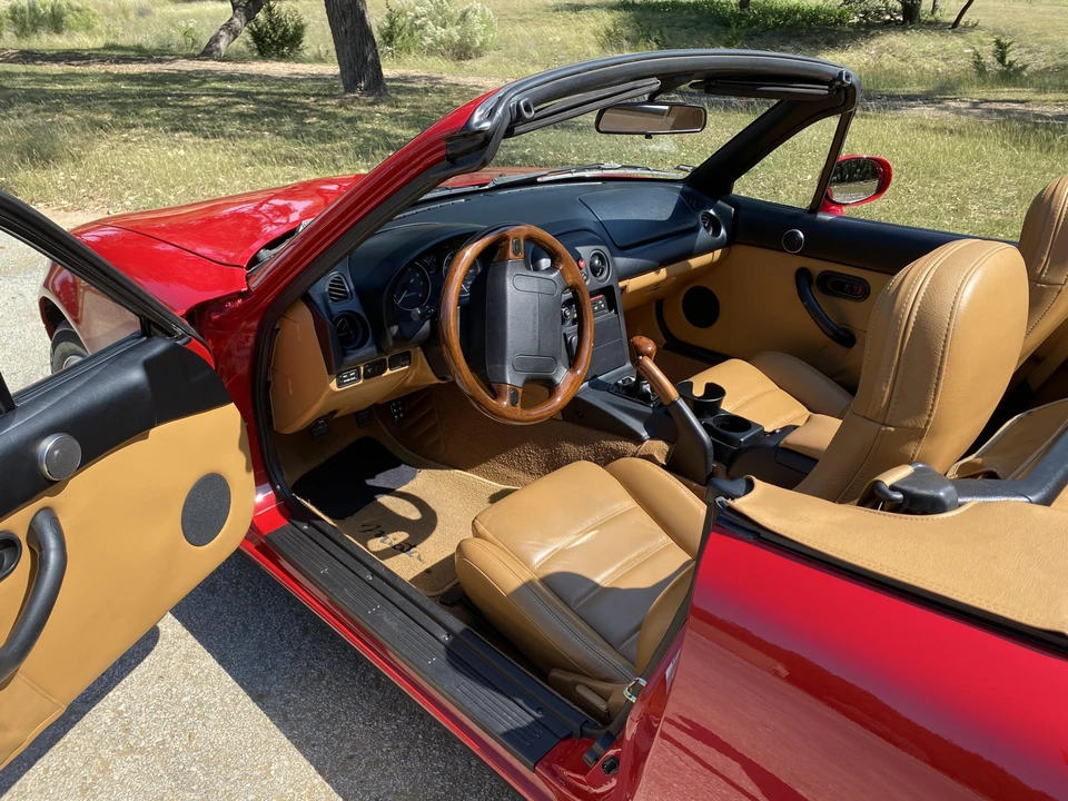 1994 Mazda NA MX-5 Miata - Image 23 of 31