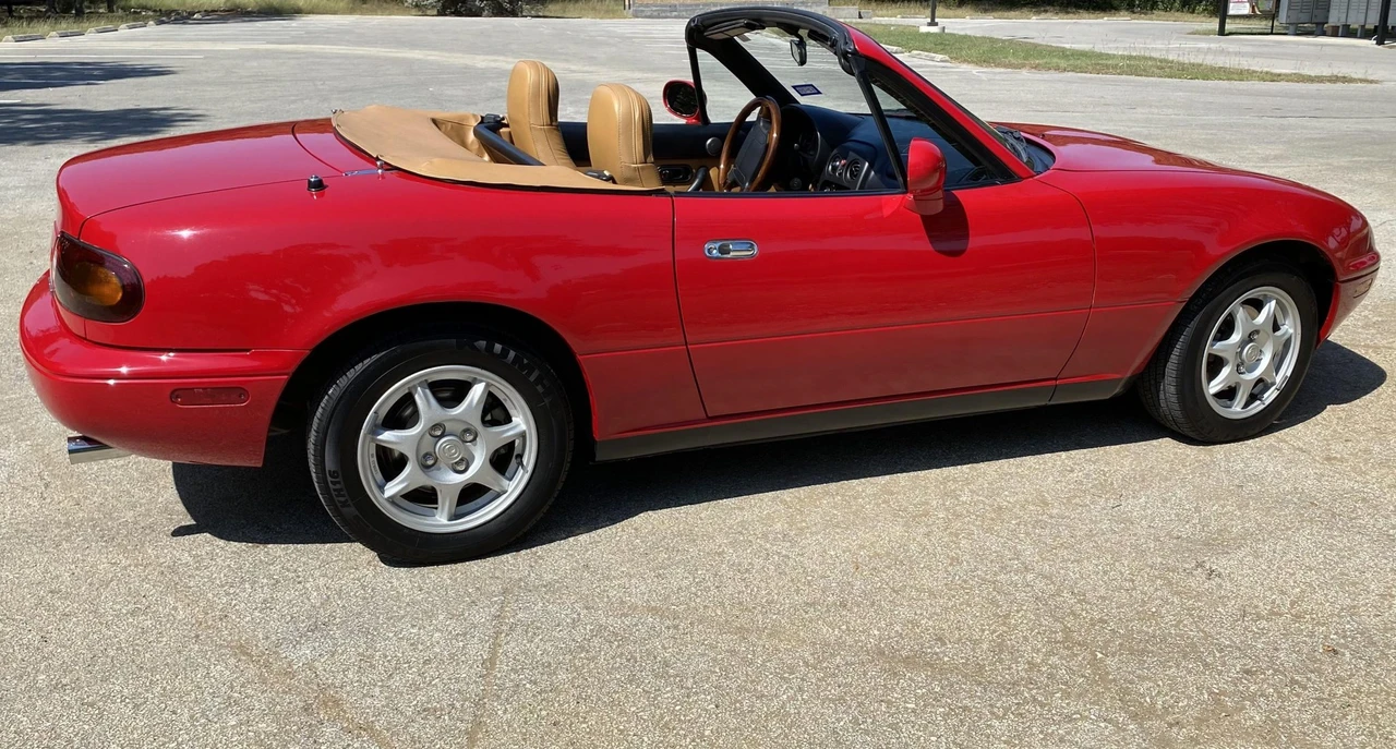 1994 Mazda NA MX-5 Miata - Image 4 of 31
