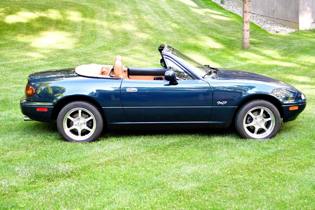 1994 Mazda NA MX-5 Miata - Image 6 of 31
