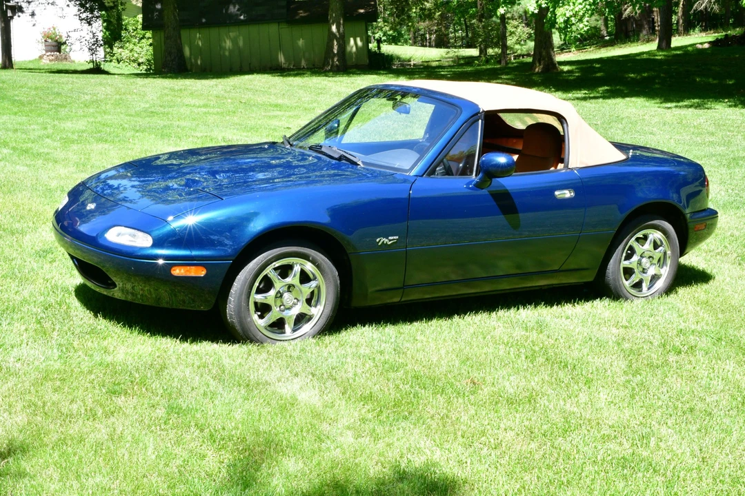 1994 Mazda NA MX-5 Miata - Image 11 of 31