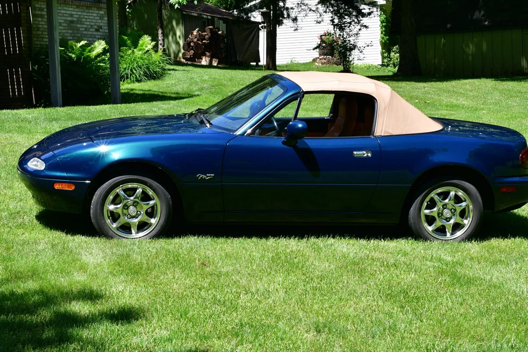 1994 Mazda NA MX-5 Miata - Image 12 of 31