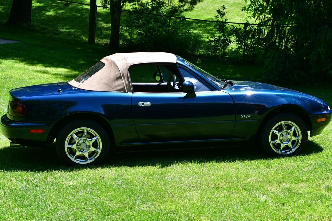 1994 Mazda NA MX-5 Miata - Image 17 of 31
