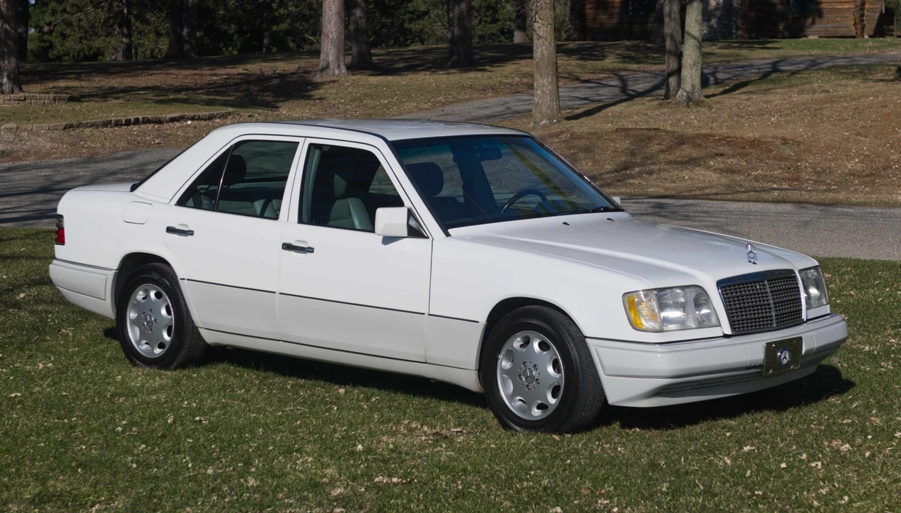1994 Mercedes-Benz W124 E-Class - Image 5 of 31