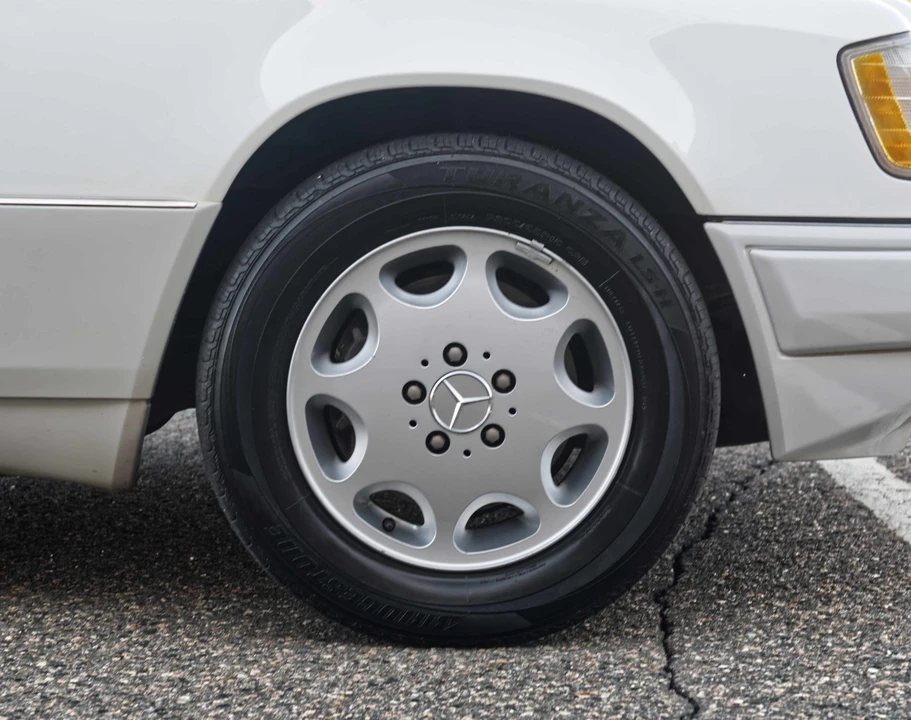 1994 Mercedes-Benz W124 E-Class - Image 22 of 31
