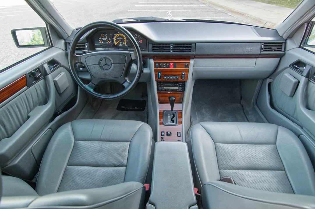 1994 Mercedes-Benz W124 E-Class - Image 27 of 31