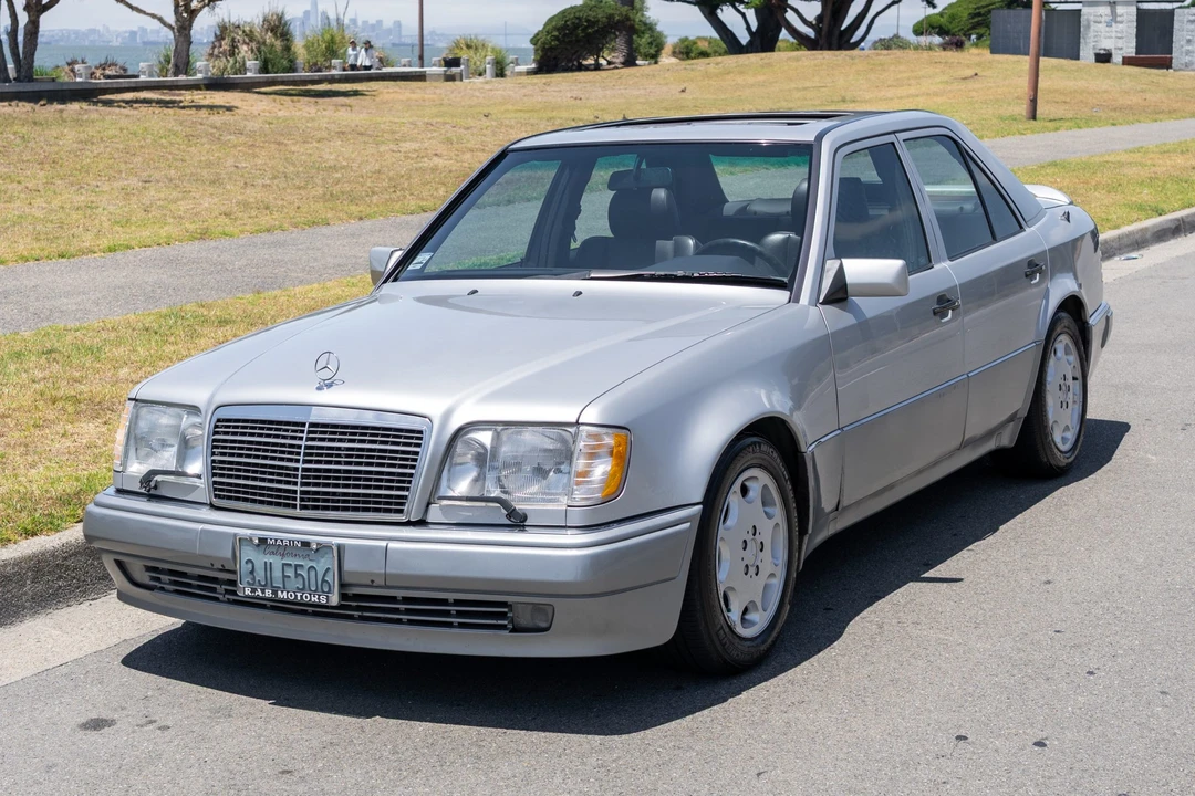 1994 Mercedes-Benz 500E & E500 - Image 2 of 31