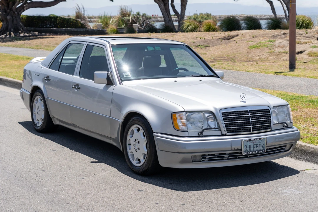 1994 Mercedes-Benz 500E & E500 - Image 9 of 31