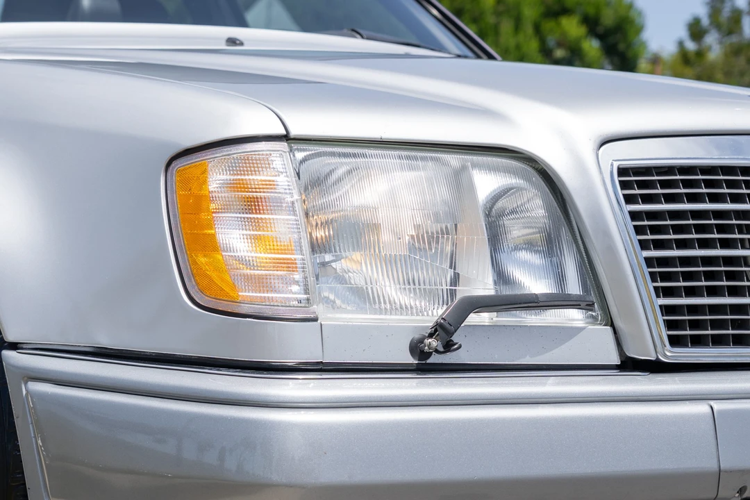 1994 Mercedes-Benz 500E & E500 - Image 16 of 31