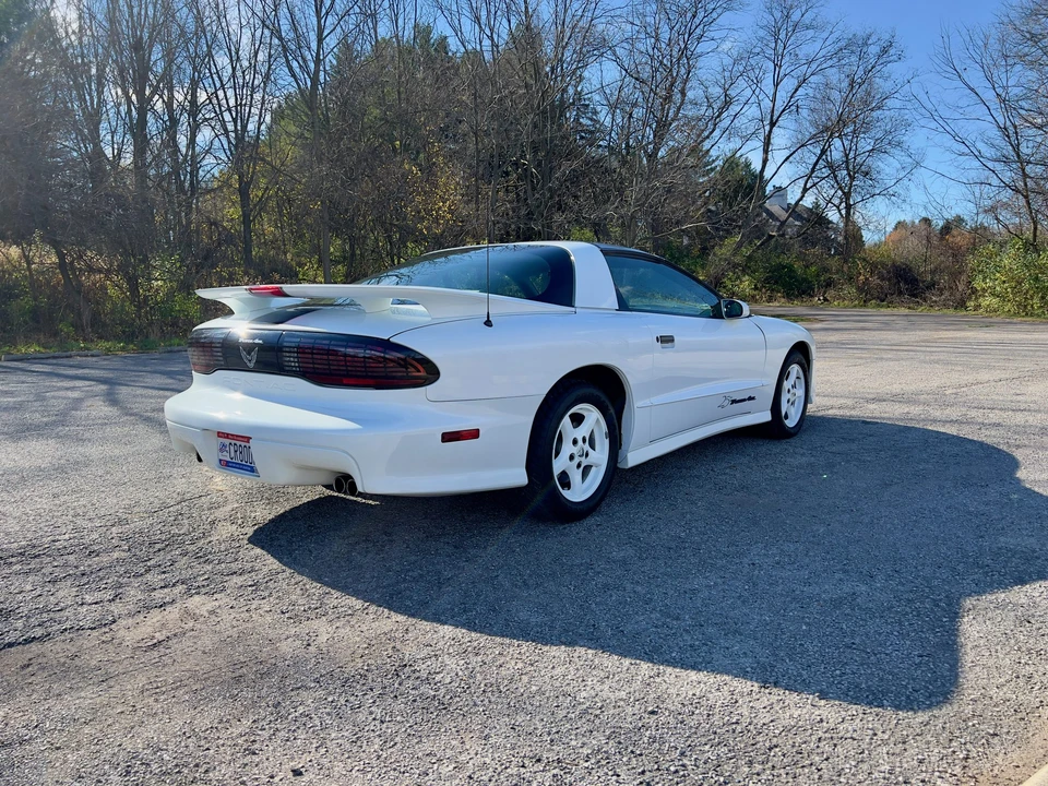 1994 Pontiac Firebird Trans Am 4th Gen - Image 11 of 31