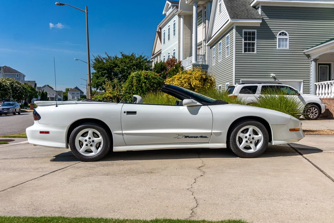 1994 Pontiac Firebird Trans Am 4th Gen - Image 5 of 31
