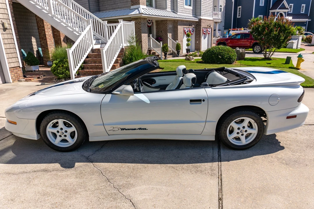 1994 Pontiac Firebird Trans Am 4th Gen - Image 9 of 31