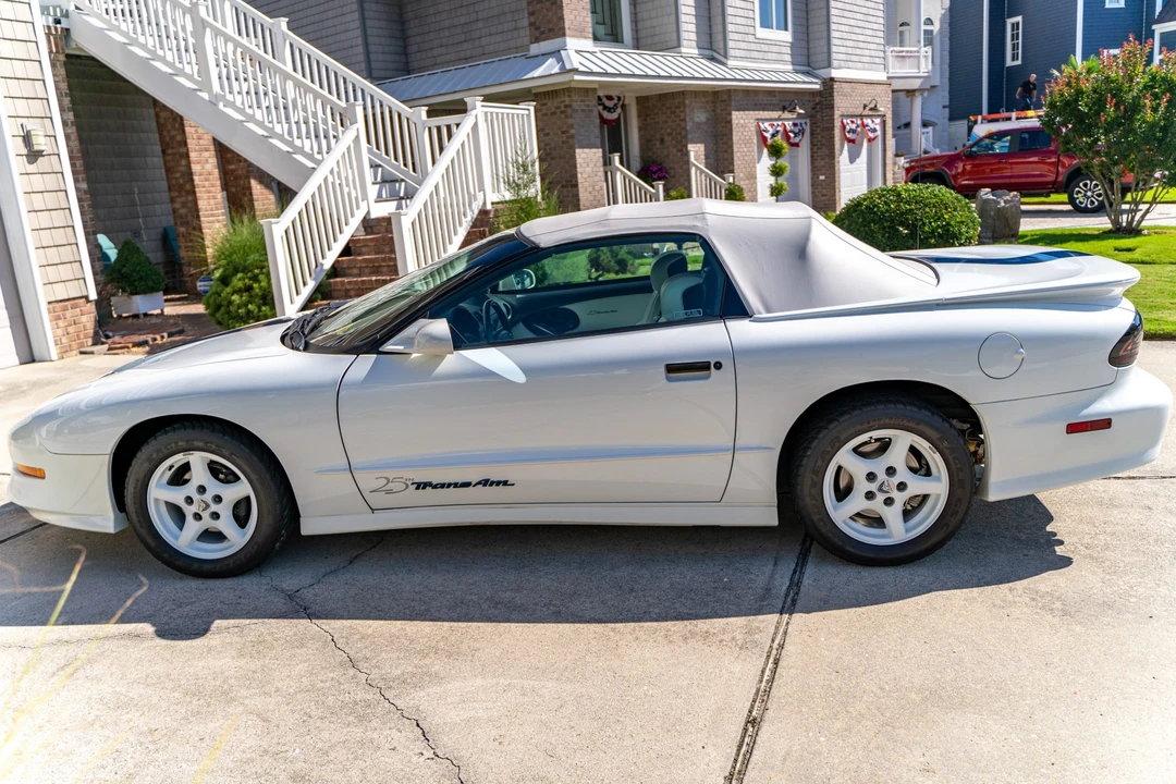 1994 Pontiac Firebird Trans Am 4th Gen - Image 19 of 31