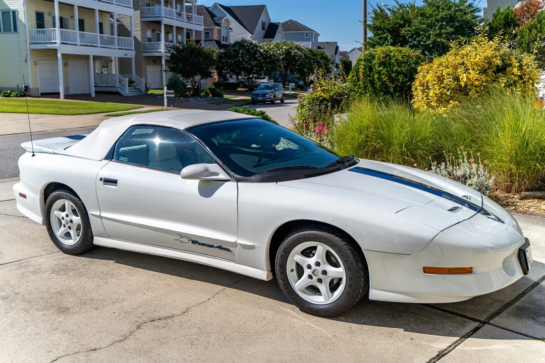 1994 Pontiac Firebird Trans Am 4th Gen - Image 13 of 31