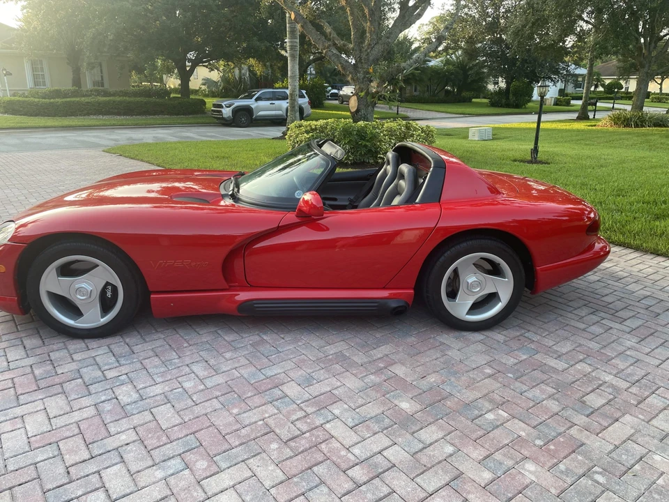 1995 Dodge Viper 1st Gen - Image 13 of 31