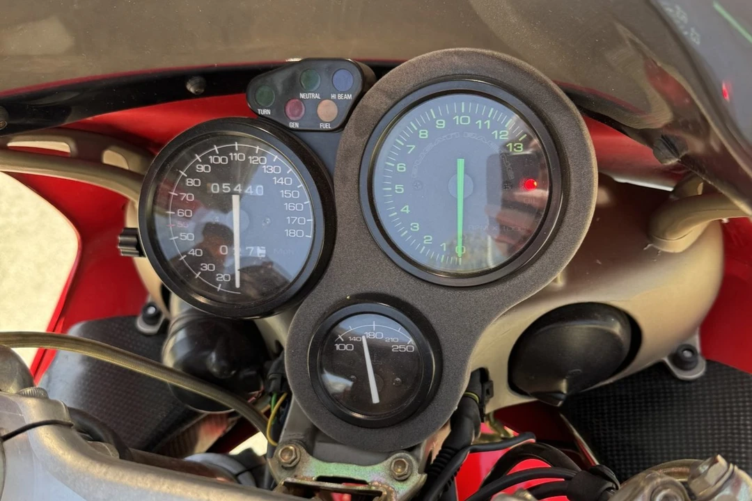 1995 Ducati 916 - Image 4 of 6