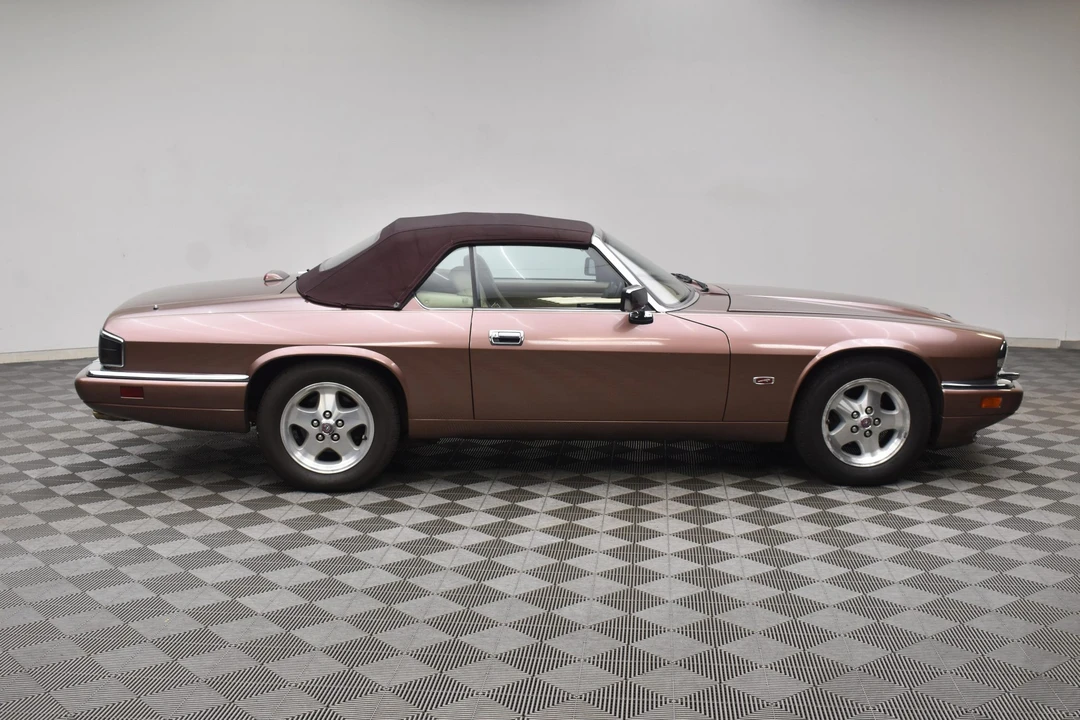 1995 Jaguar XJS Convertible - Image 4 of 31