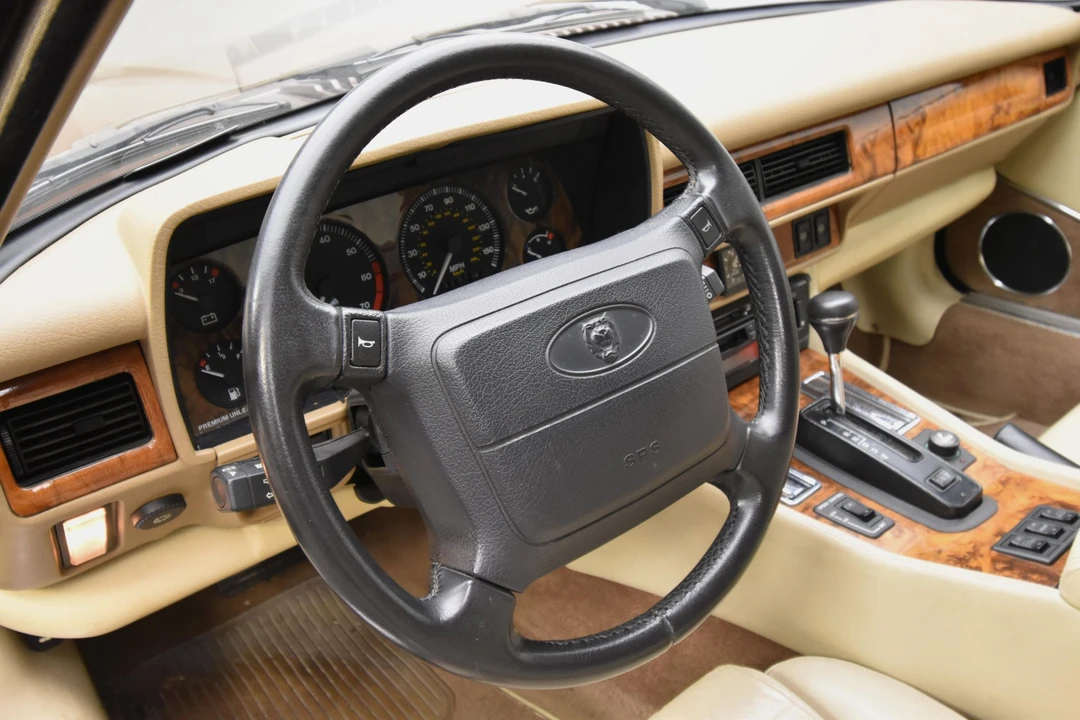 1995 Jaguar XJS Convertible - Image 29 of 31