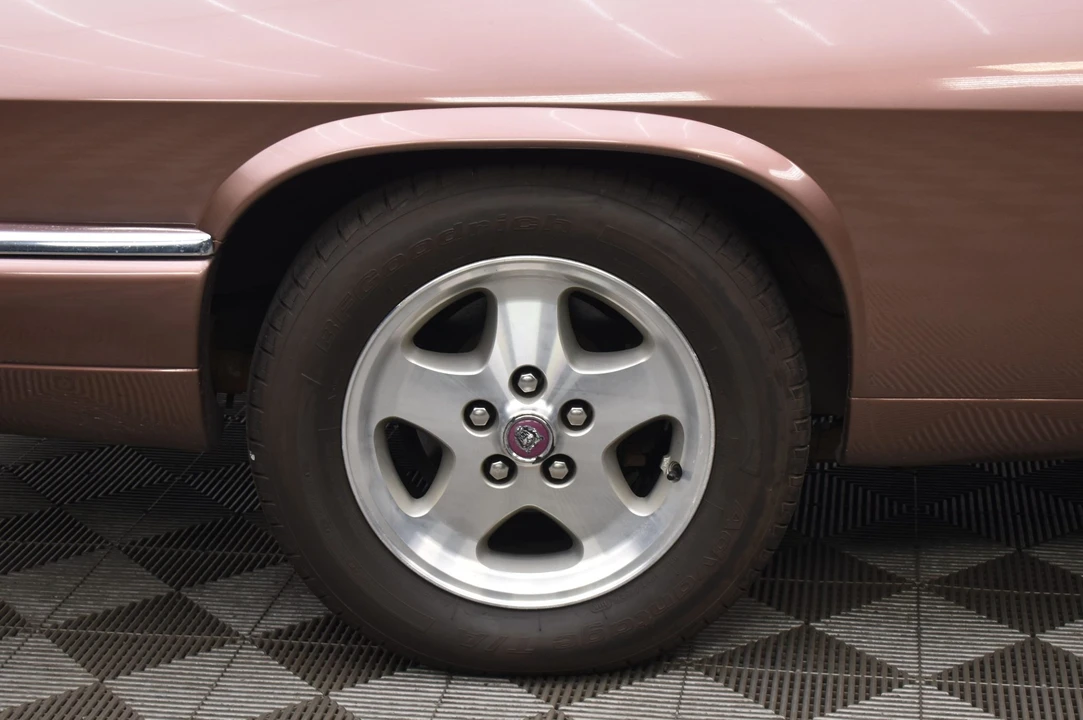 1995 Jaguar XJS Convertible - Image 20 of 31