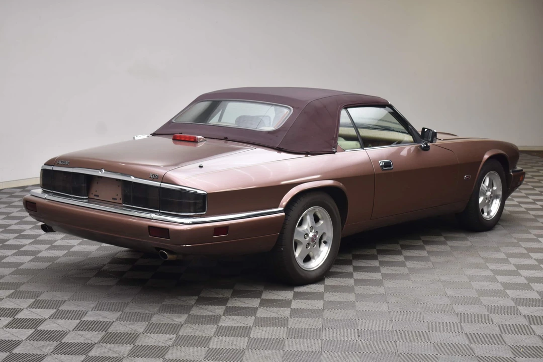 1995 Jaguar XJS Convertible - Image 5 of 31