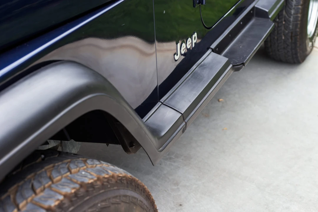 1995 Jeep YJ Wrangler - Image 16 of 31