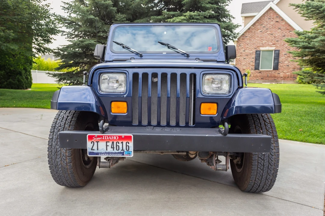1995 Jeep YJ Wrangler - Image 12 of 31