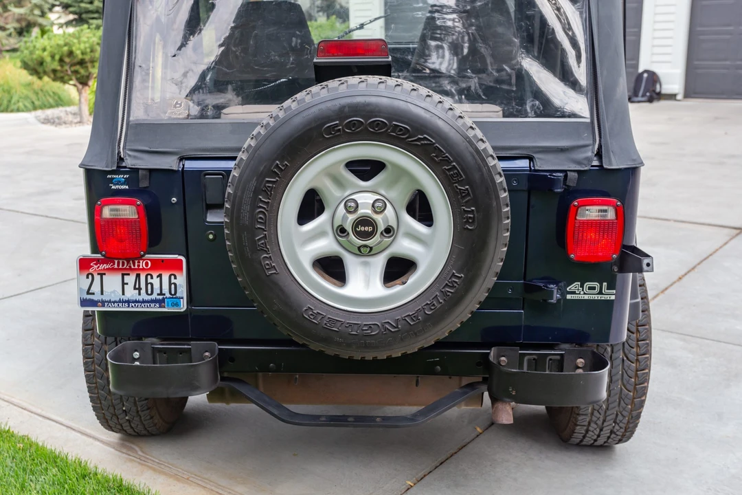 1995 Jeep YJ Wrangler - Image 14 of 31
