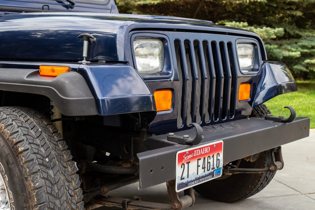1995 Jeep YJ Wrangler - Image 26 of 31
