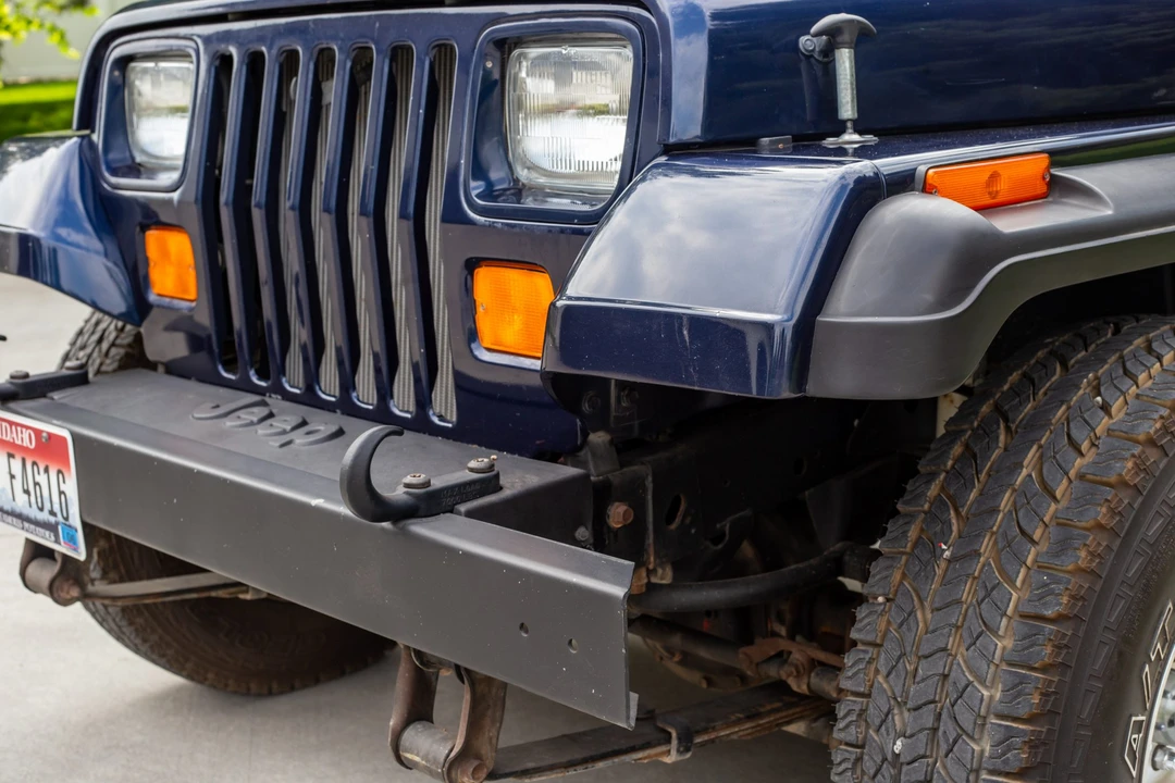 1995 Jeep YJ Wrangler - Image 27 of 31