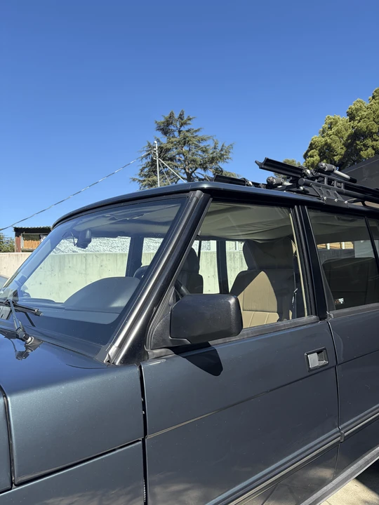1995 Land Rover Range Rover Classic - Image 14 of 31