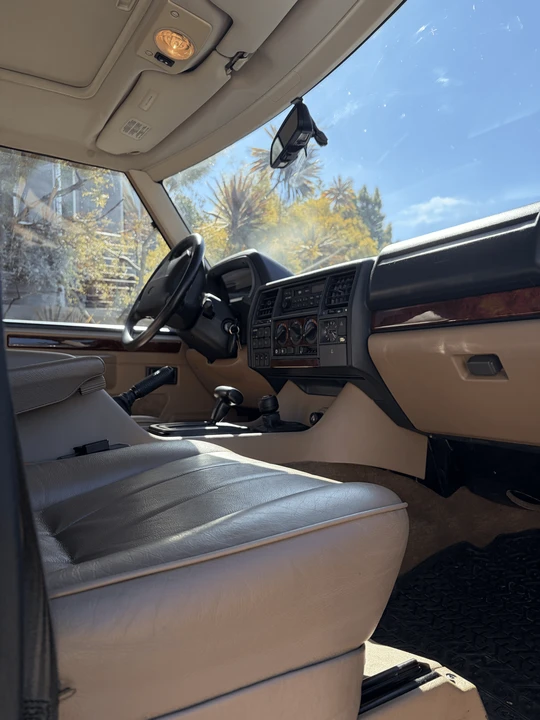 1995 Land Rover Range Rover Classic - Image 23 of 31