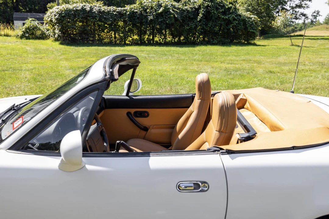 1995 Mazda NA MX-5 Miata - Image 11 of 31