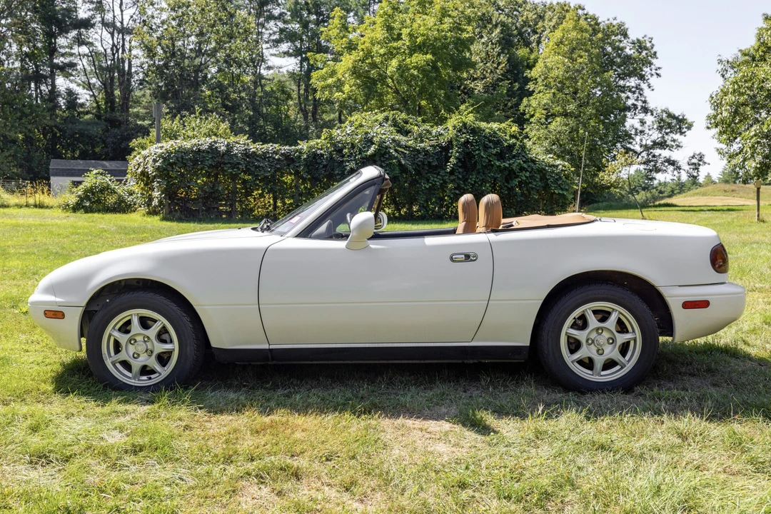 1995 Mazda NA MX-5 Miata - Image 9 of 31