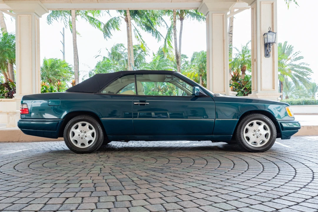 1995 Mercedes-Benz W124 E-Class - Image 11 of 31