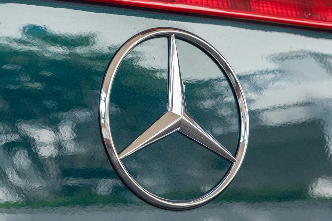 1995 Mercedes-Benz W124 E-Class - Image 26 of 31